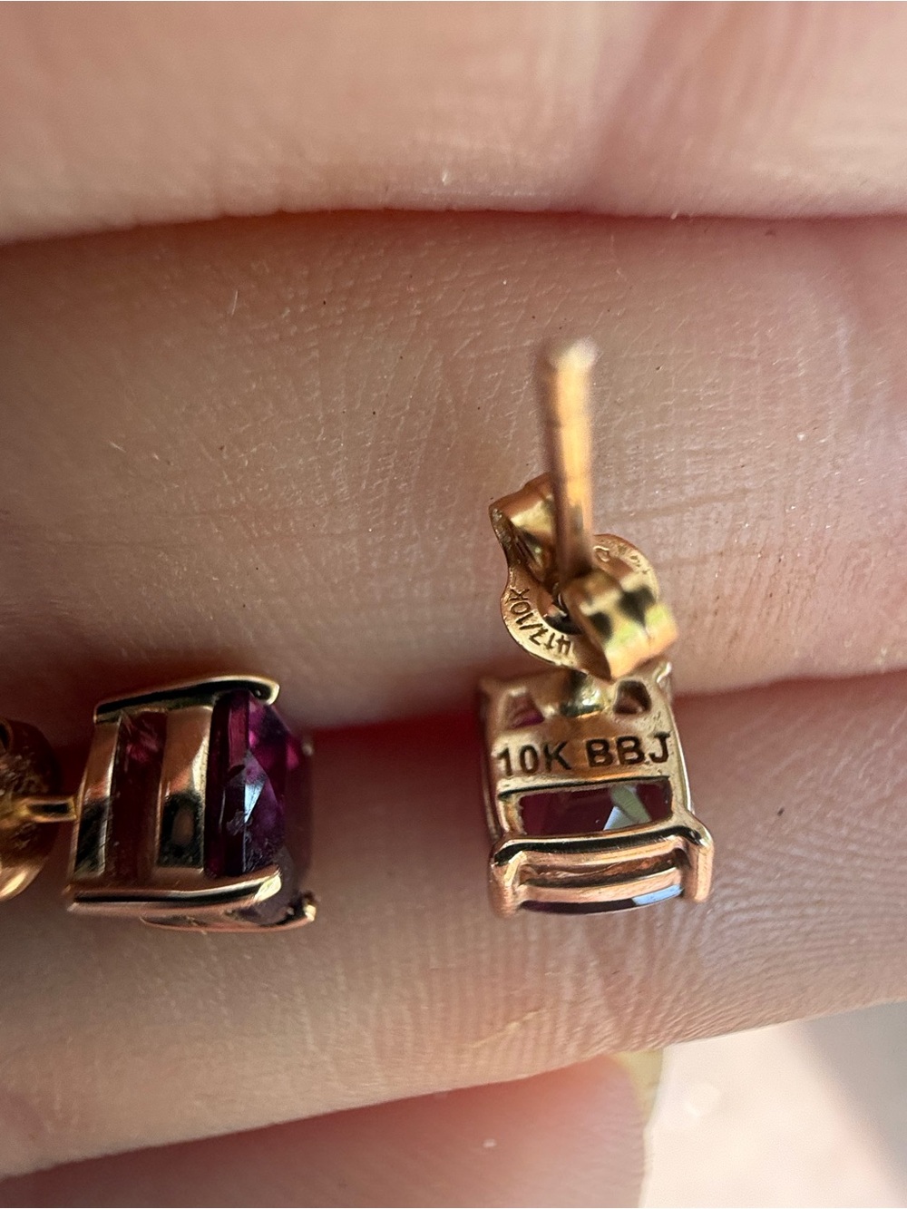2.00carats solid 10k rose gold genuine grape garnet earrings-new - Picture 2 of 14